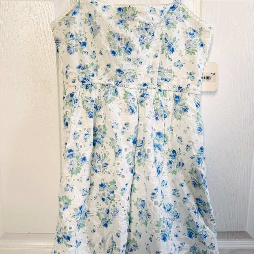 Altard State Floral Eyelet Dress ( Size XS) - NEW
 - White & Blue